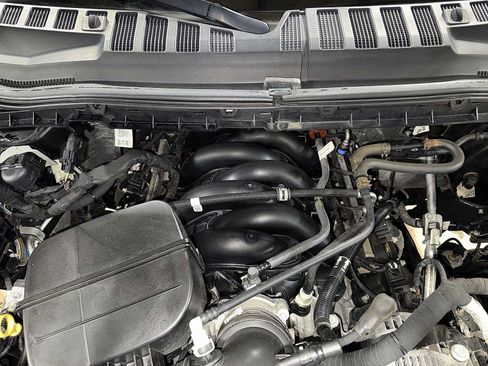 Used 2022 Ford F250 XL w/ Power Equipment Group AWD/4WD image 12