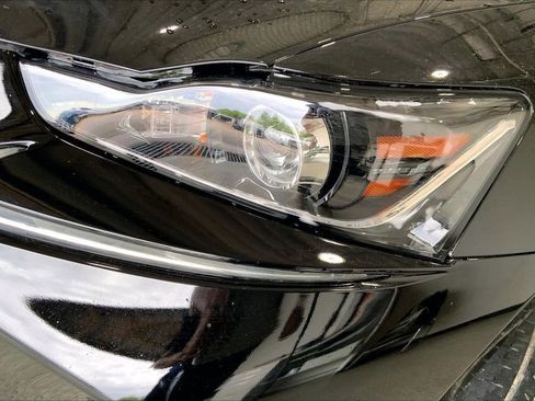 Used 2020 Lexus IS 300 F Sport w/ F Sport Package RWD image 12