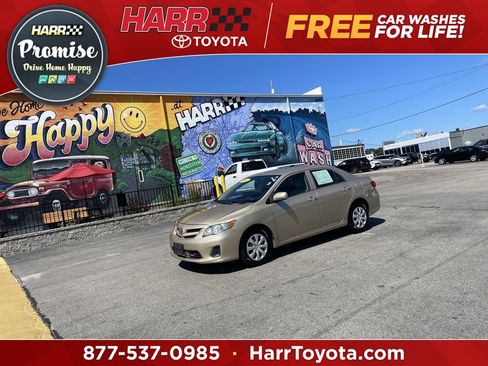 Used 2013 Toyota Corolla L FWD image 1