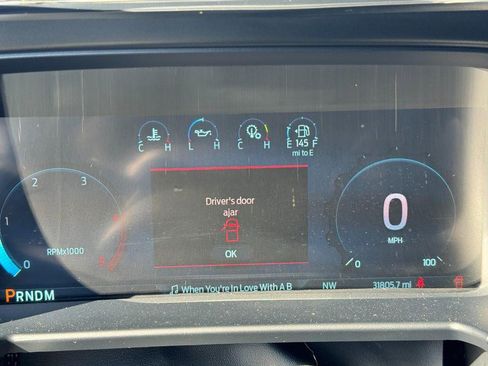 Used 2025 Ford F250 Lariat w/ Chrome Package image 20