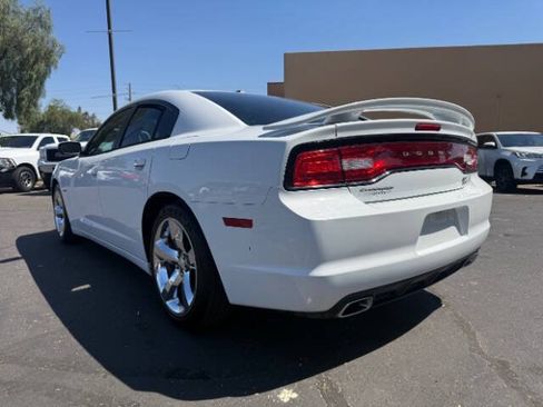 Used 2013 Dodge Charger R/T RWD image 5