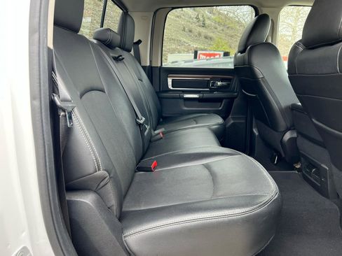 Used 2014 RAM 2500 Laramie w/ Convenience Group AWD/4WD image 11
