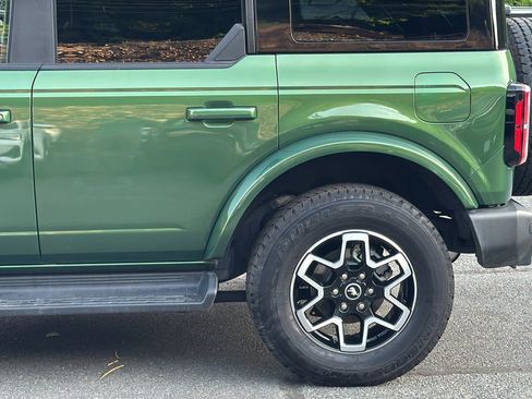 Used 2025 Ford Bronco Outer Banks AWD/4WD image 12