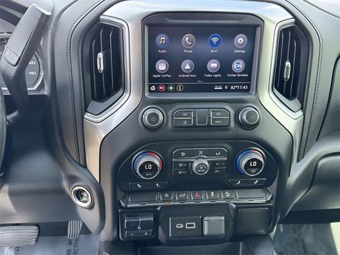 Used 2021 Chevrolet Silverado 1500 RST image 7