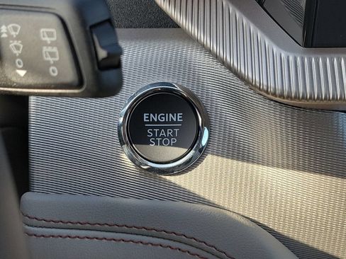 New 2026 Ford Explorer Active w/ Active Comfort Package RWD image 26