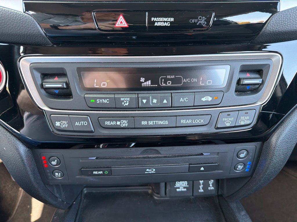 Used 2017 Honda Pilot Elite image 27