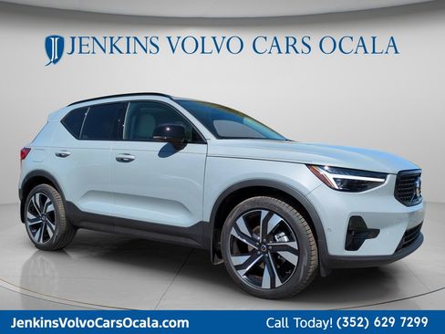 New 2026 Volvo XC40 B5 Ultra AWD/4WD image 1