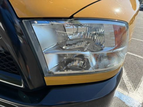 Used 2017 RAM 2500 Tradesman w/ Power & Remote Entry Group RWD image 11