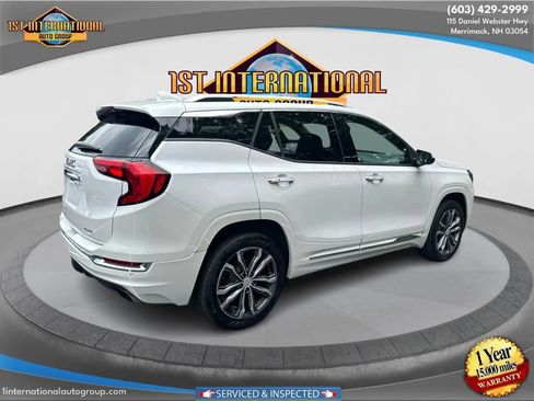 Used 2020 GMC Terrain Denali w/ Denali Premium Package AWD/4WD image 9