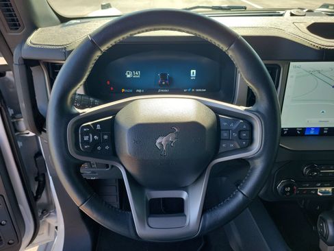 Certified 2025 Ford Bronco Outer Banks AWD/4WD image 17