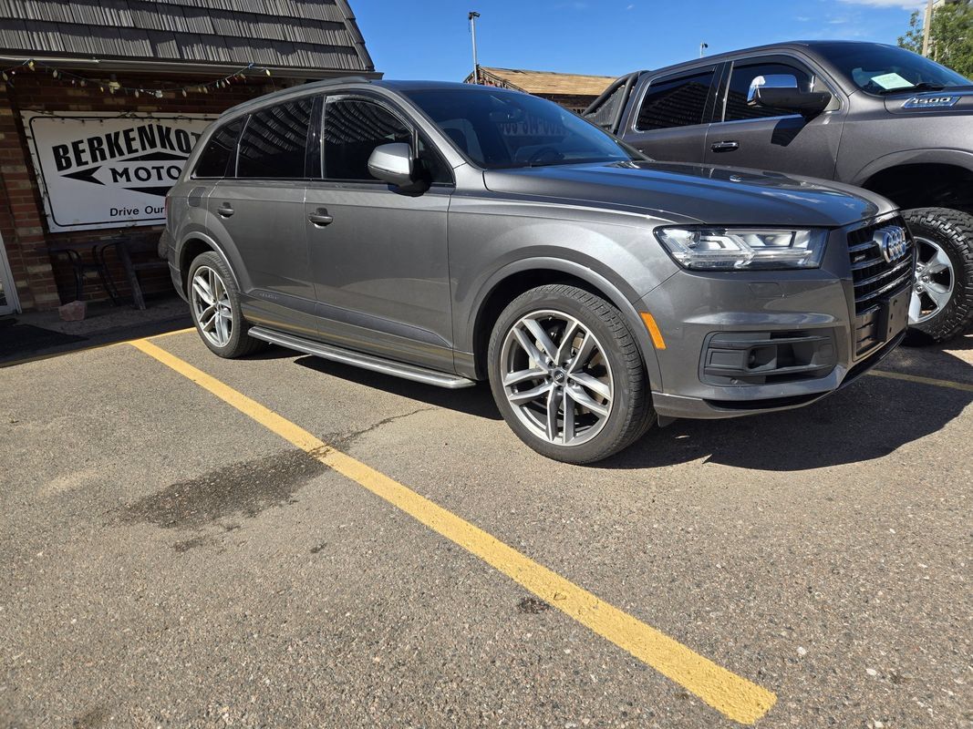 Used 2018 Audi Q7 3.0T Prestige w/ Prestige Package AWD/4WD image 2