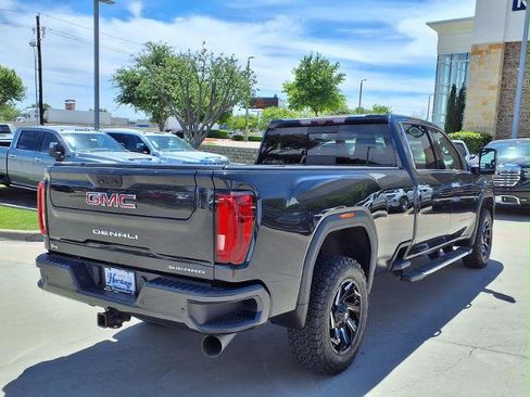 Used 2020 GMC Sierra 3500 Denali w/ Denali Ultimate Package AWD/4WD image 3