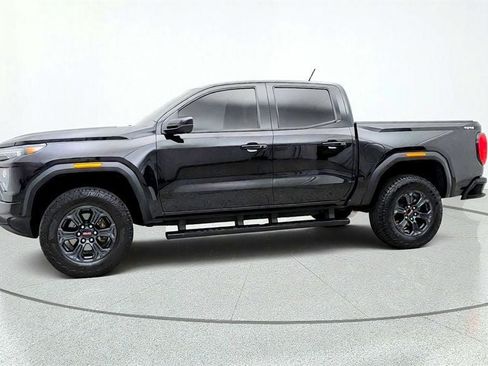 Used 2024 GMC Canyon Elevation w/ Elevation Premium Package AWD/4WD image 9