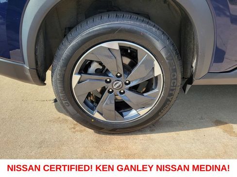 Certified 2025 Nissan Rogue SV AWD/4WD image 21