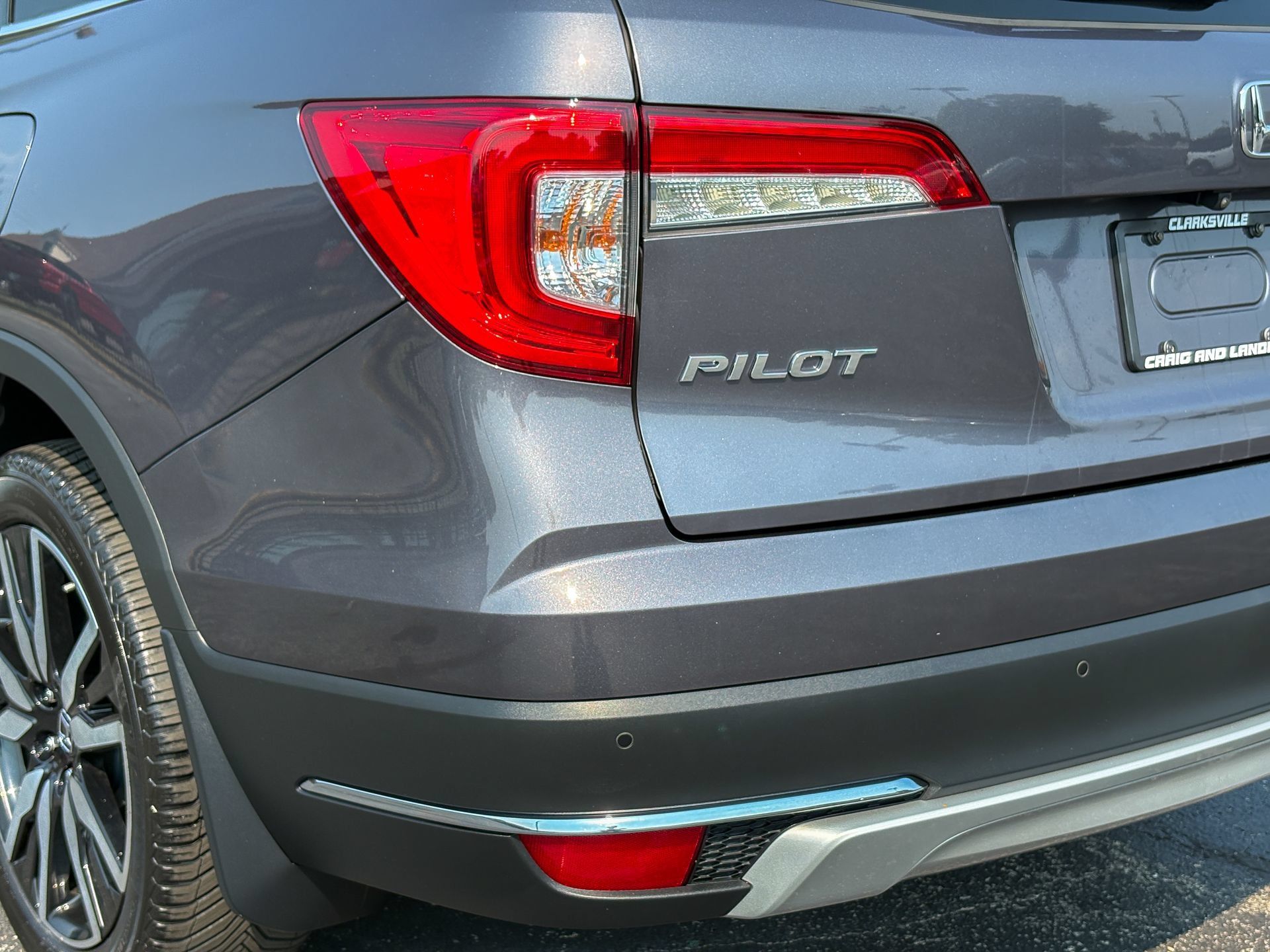 Used 2020 Honda Pilot Elite image 9