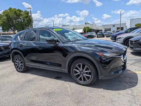 Used 2018 MAZDA CX-5 Touring w/ Preferred Equipment Package AWD/4WD image 2
