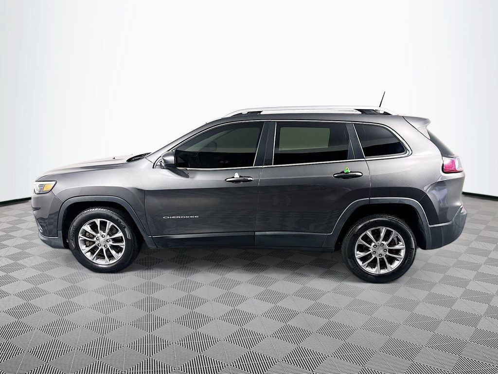 Used 2019 Jeep Cherokee Latitude Plus FWD image 4