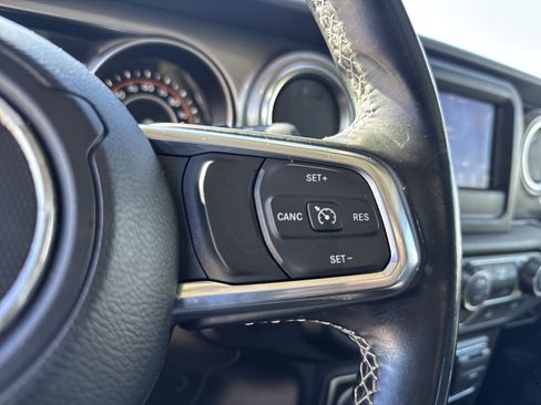 Used 2021 Jeep Wrangler Unlimited Sahara image 18