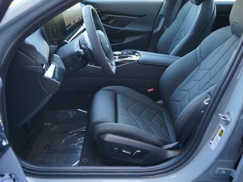 New 2026 BMW 530i 530i w/ M Sport Package image 11