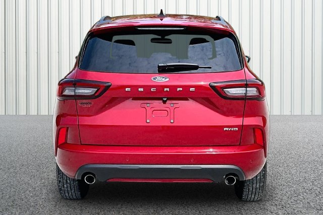 Used 2024 Ford Escape ST-Line w/ Tech Pack #1 AWD/4WD image 4