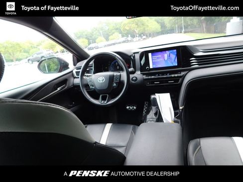 Certified 2025 Toyota Camry SE FWD image 6