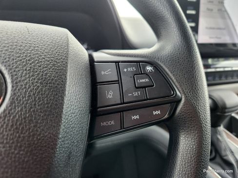 Used 2024 Toyota Sienna LE image 27