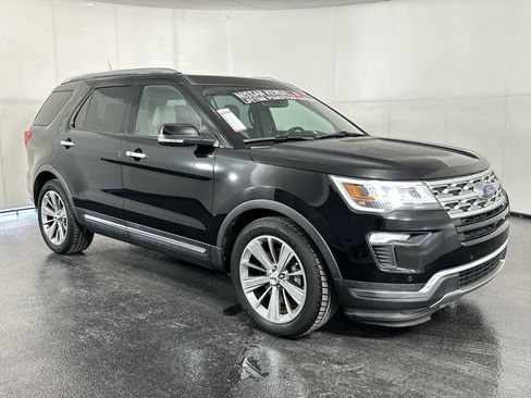 Used 2018 Ford Explorer Limited image 2