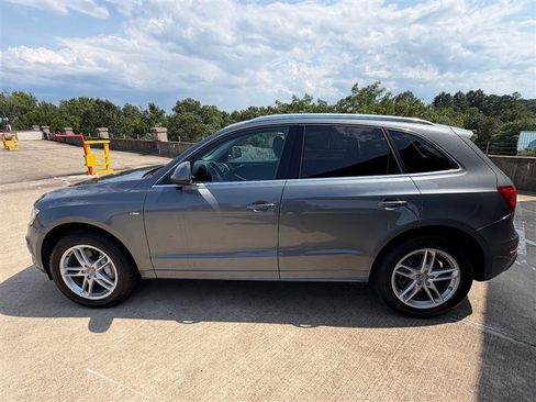 Used 2013 Audi Q5 3.0T Premium Plus w/ Audi MMI Navigation Plus Pkg AWD/4WD image 3
