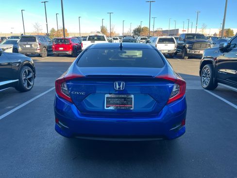 Used 2018 Honda Civic EX-T image 4