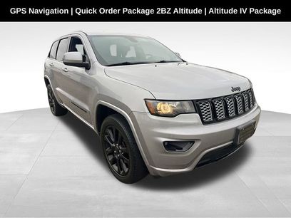 Used 2019 Jeep Grand Cherokee Altitude
