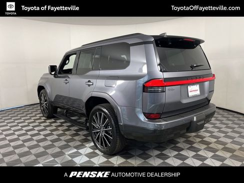 Used 2025 Lexus GX 550 w/ Accessory Package (Z1) image 15