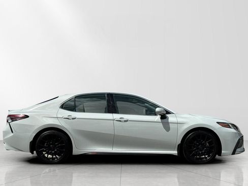 Used 2022 Toyota Camry XSE w/ TRD Appearance Package (TMS) FWD image 2