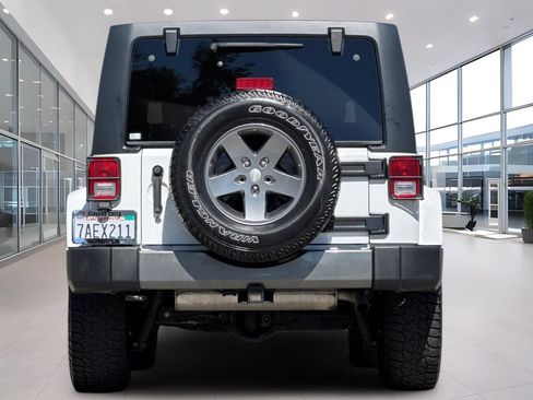 Used 2013 Jeep Wrangler Unlimited Sport AWD/4WD image 5