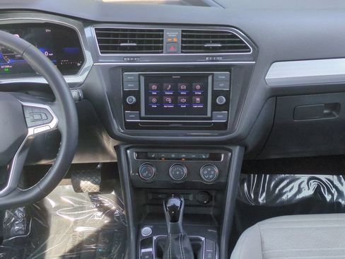Used 2024 Volkswagen Tiguan S AWD/4WD image 16
