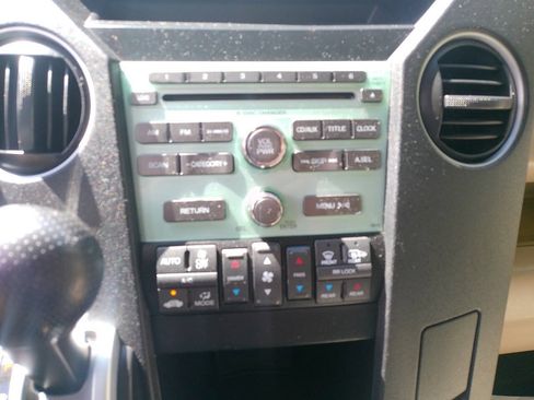 Used 2011 Honda Pilot EX image 16
