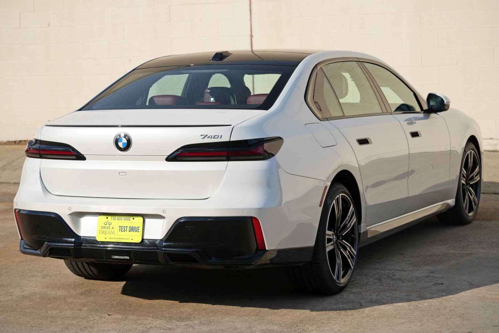 Used 2023 BMW 740i w/ Parking Assistance Package RWD image 63
