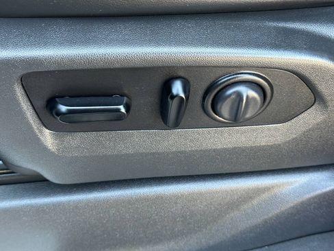 Used 2021 Chevrolet Silverado 1500 High Country w/ Technology Package AWD/4WD image 20