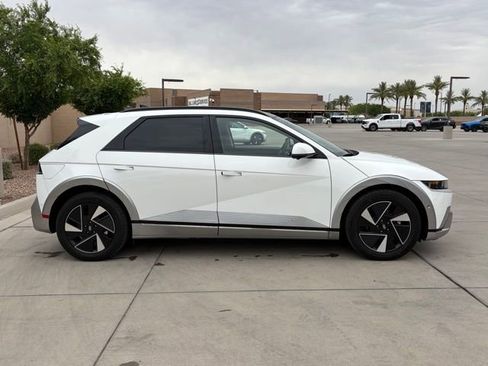 Used 2025 Hyundai Ioniq 5 Limited image 5