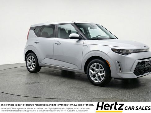 Used 2025 Kia Soul LX w/ LX Technology Package image 1