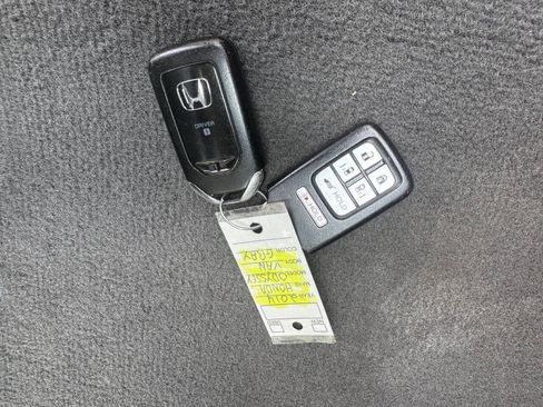 Used 2014 Honda Odyssey Touring image 26