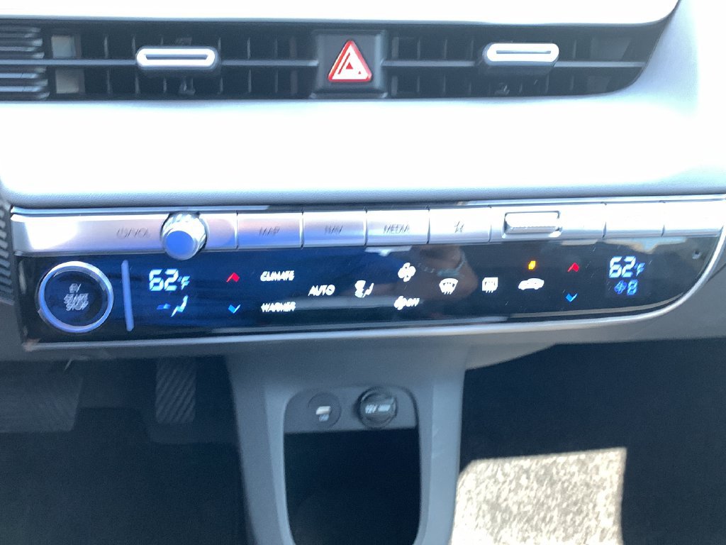 Certified 2024 Hyundai Ioniq 5 SEL RWD image 28