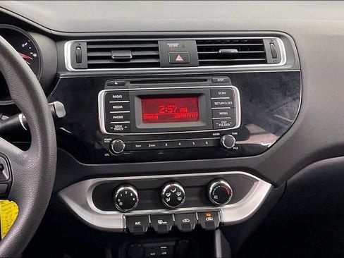 Used 2017 Kia Rio LX FWD image 6