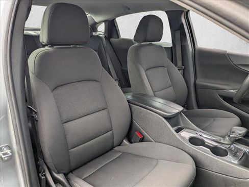 Used 2023 Chevrolet Malibu LT image 18
