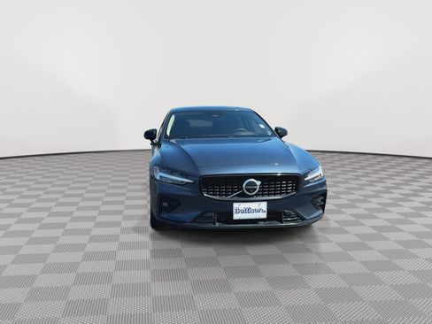 Used 2023 Volvo S60 B5 Core AWD/4WD image 3