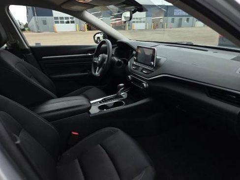 Used 2021 Nissan Altima 2.5 SV AWD/4WD image 6