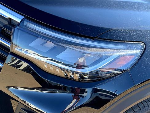 New 2026 Ford Explorer Active image 13