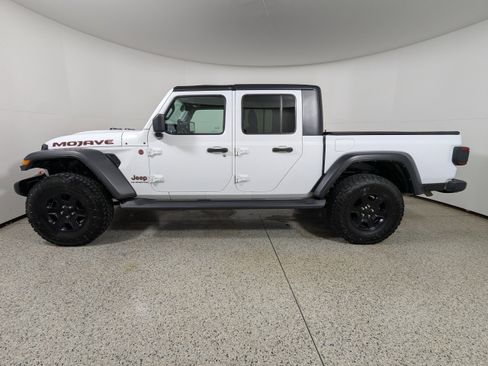 Used 2022 Jeep Gladiator Mojave w/ LED Lighting Group image 4