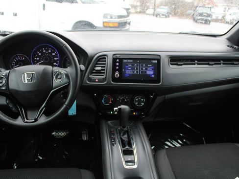 Used 2020 Honda HR-V Sport image 12