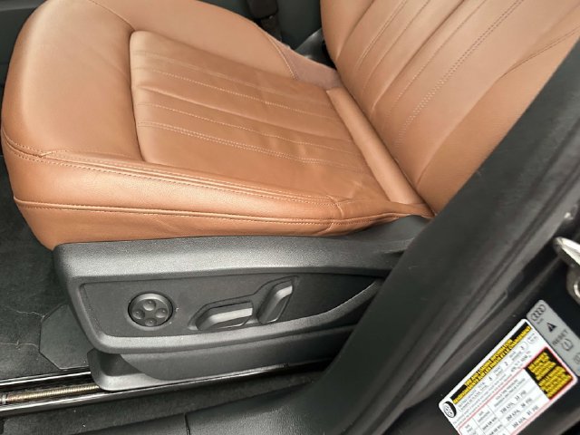 Used 2023 Audi Q5 2.0T Premium Plus AWD/4WD image 22