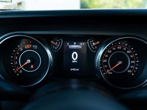 Used 2023 Jeep Wrangler Sport S image 22